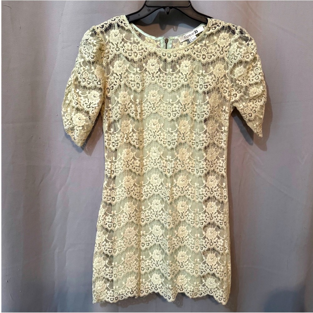 Forever 21 Women Small Mint Green Tiered Floral Lace Mini Dress with Slip